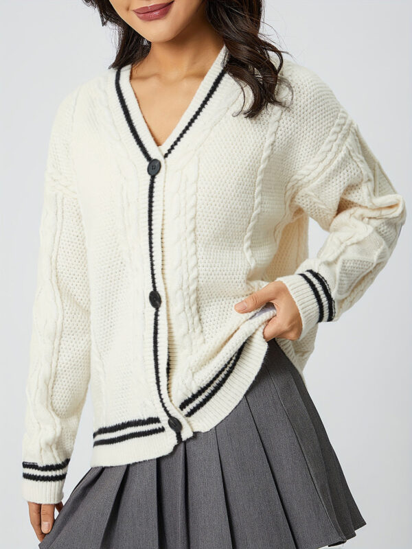 Star Embroidered V-Neck Long Sleeve Cardigan - Image 3