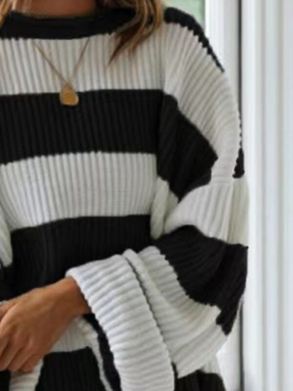 Round Neck Long Sleeve Sweater - Image 65