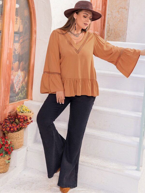 Plus Size V-Neck Peplum Blouse - Image 11