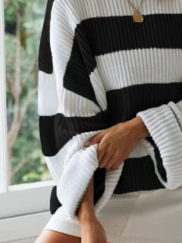 Round Neck Long Sleeve Sweater - Image 64